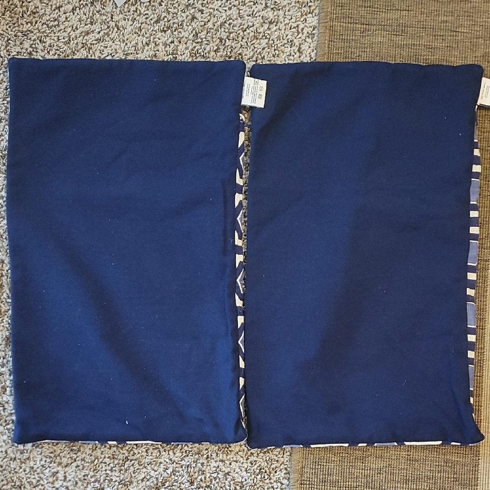 Pillows case Blue and White Patterned - Picture 2 of 6